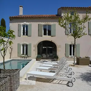 Bed & Breakfast Mas A L'improviste Maillane